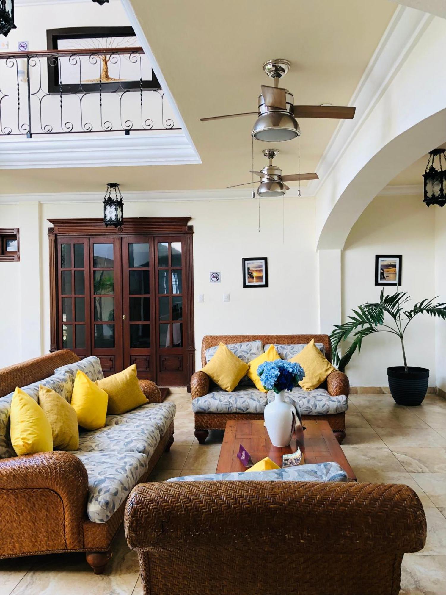Hotel Boutique Villas Segovia Cozumel Bagian luar foto