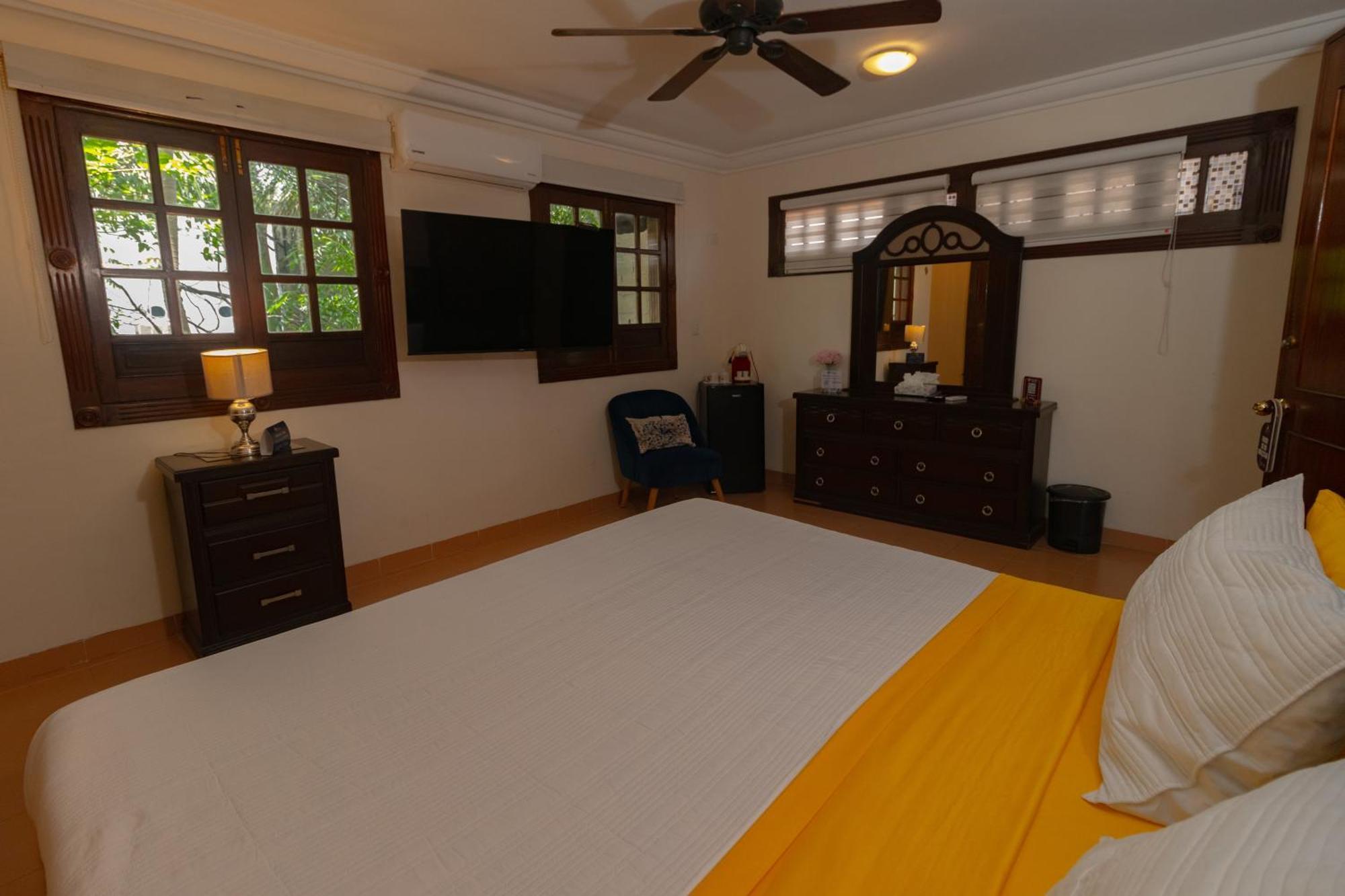 Hotel Boutique Villas Segovia Cozumel Bagian luar foto
