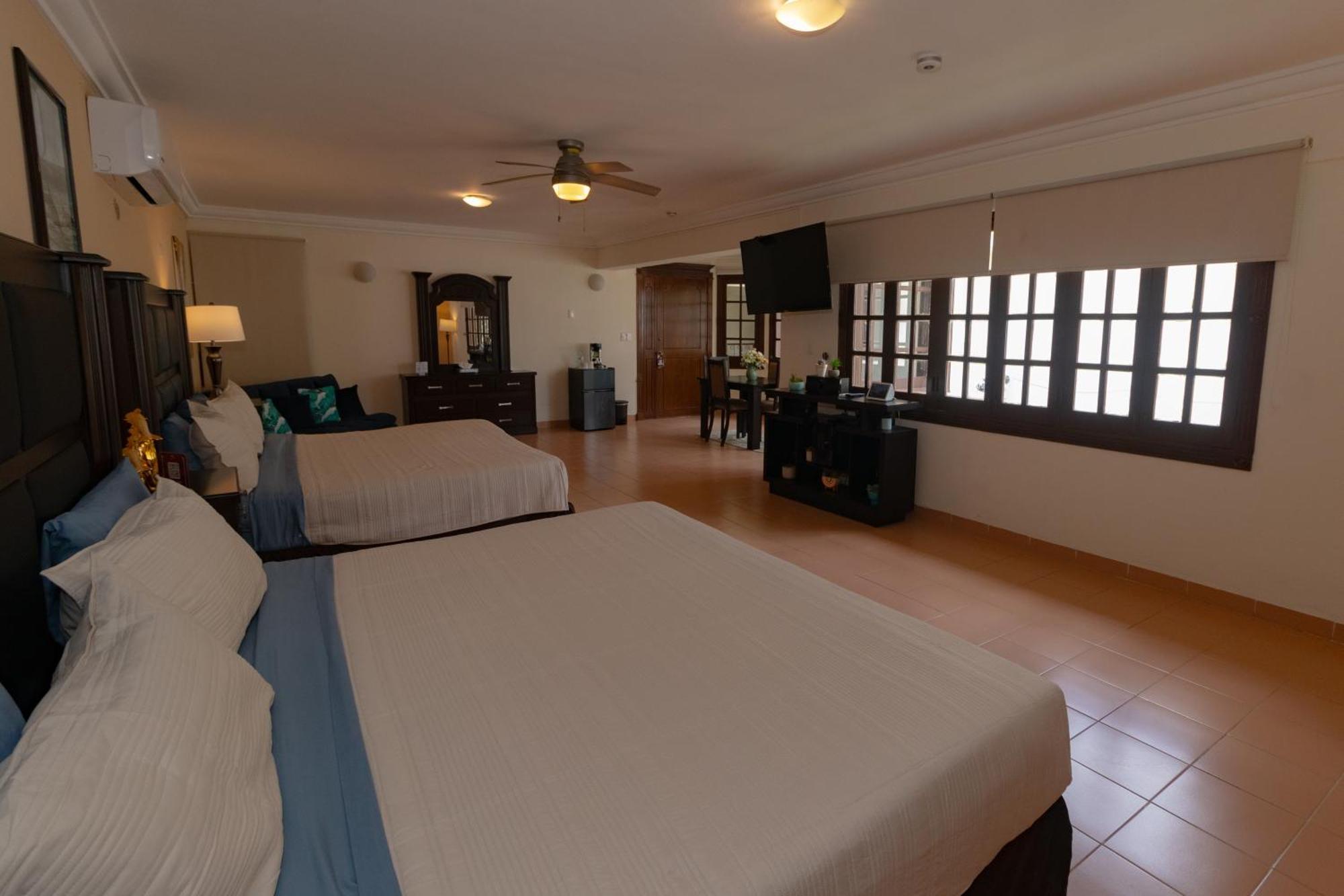 Hotel Boutique Villas Segovia Cozumel Bagian luar foto